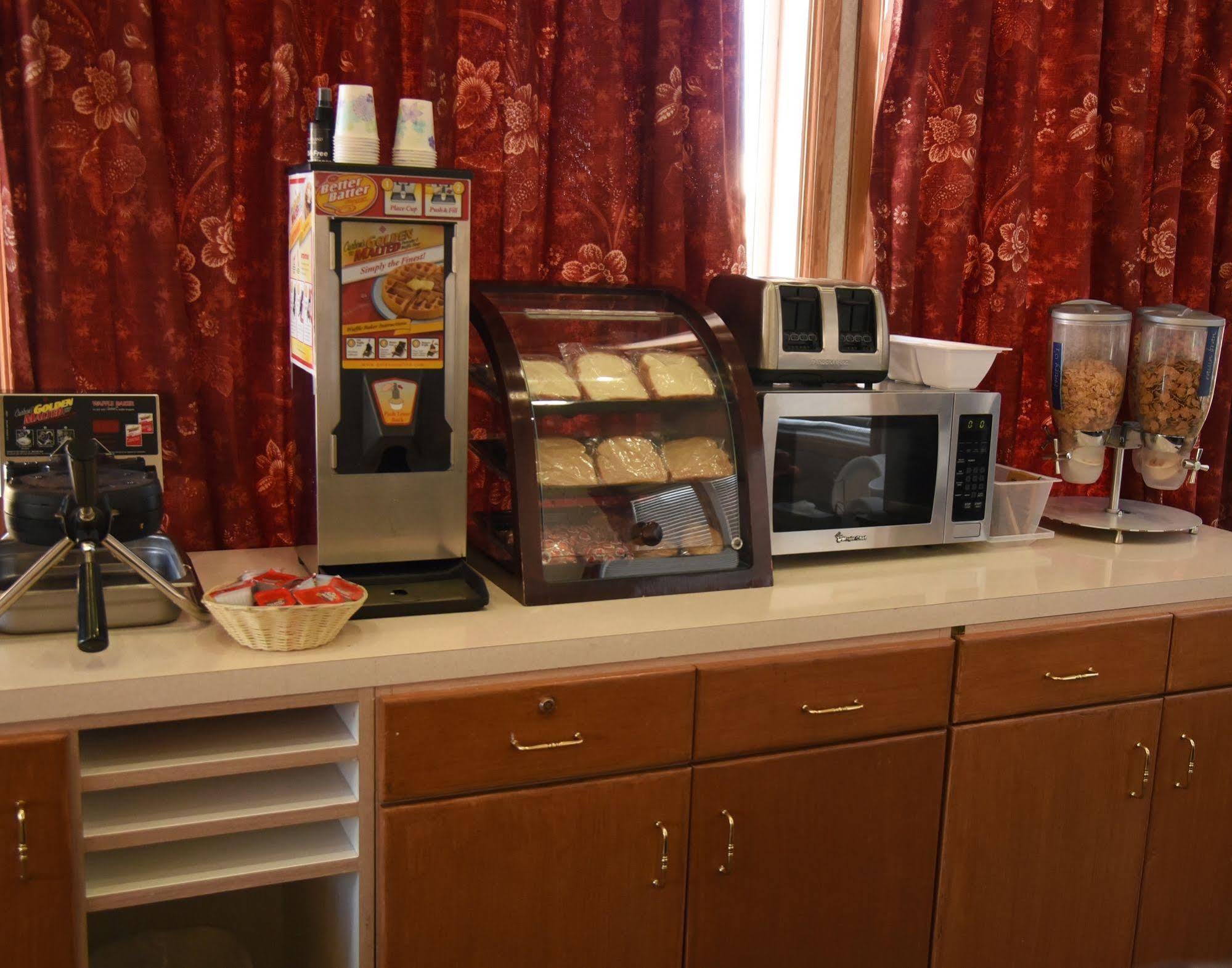 Thunderbird Motel Elko Bagian luar foto